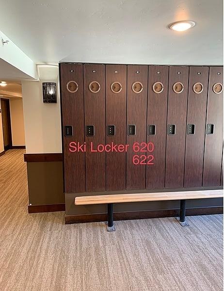 Ski Lockers / Keys 2