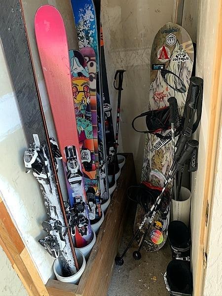 Ski Locker - C212 3