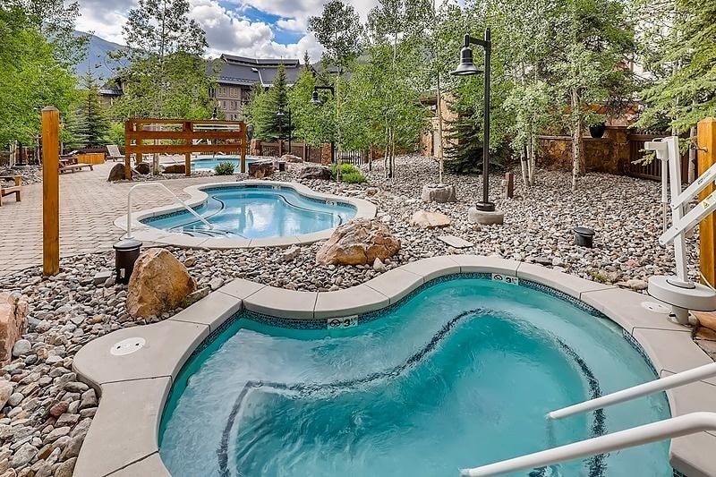Hot Tubs 2